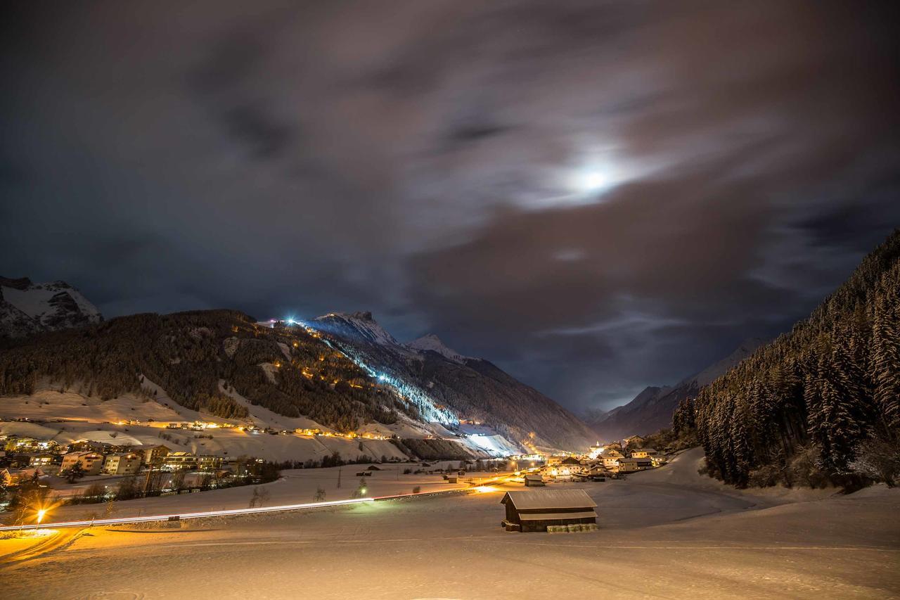 Отель Ladestatthof Нойштифт-им-Штубайталь Экстерьер фото